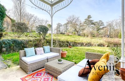 Manoir à vendre Vaugneray, Auvergne-Rhône-Alpes, Jardin
