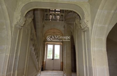 Château à vendre Thouars, Nouvelle-Aquitaine, Image 3/14
