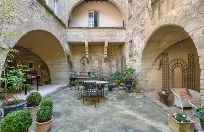 Manoir Uzès, Occitanie