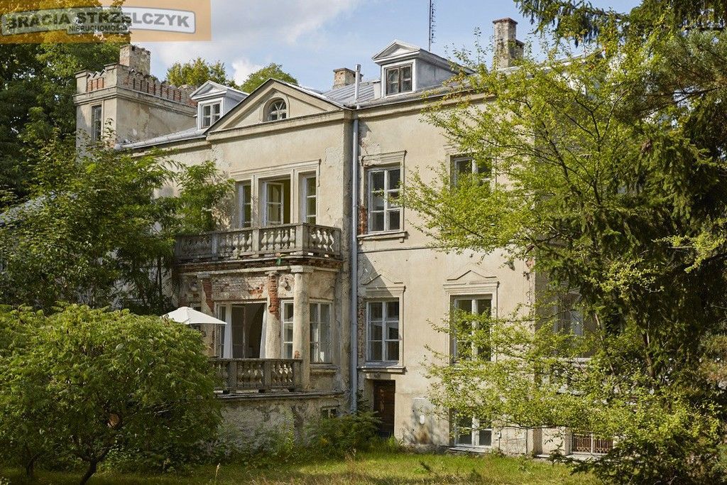 Photos Demeure avec parc de 14,5 hectares à 45 km de Varsovie