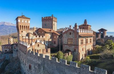 Château médiéval à vendre Pavone Canavese, Piémont, Vue extérieure