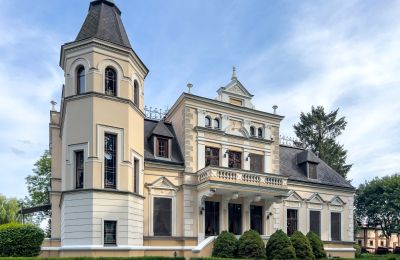 Biens de caractère, Palais avec parc, écuries et court de tennis en Couïavie-Poméranie