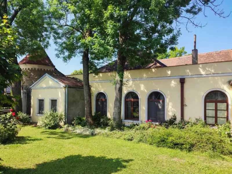 Manoir à vendre Trnavský kraj, okres Hlohovec, Koplotovce,  Slovaquie, 1