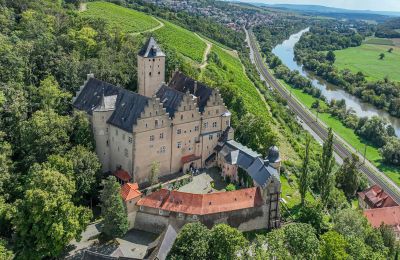 Biens de caractère, Château de Mainberg en Bavière : Lieu de naissance de Gunter Sachs
