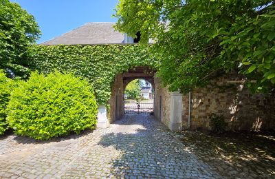 Du fil au château : quand un tailleur devient maître des lieux, Image 2