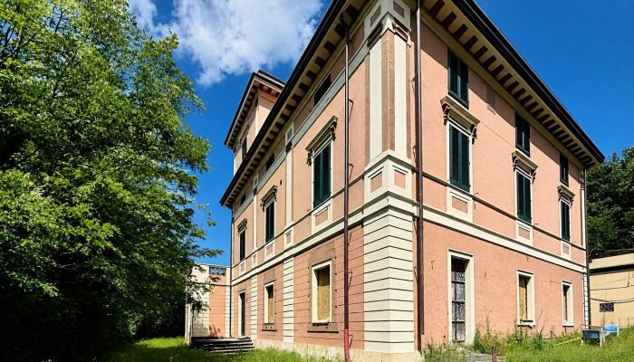 Villa de plus de 1 260 m² sur un terrain de 5 hectares à San Giuliano Terme