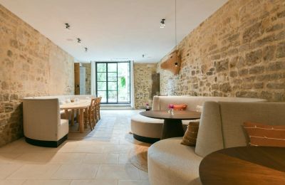 Manoir à vendre 84000 Avignon, Provence-Alpes-Côte d'Azur, Image 32/50
