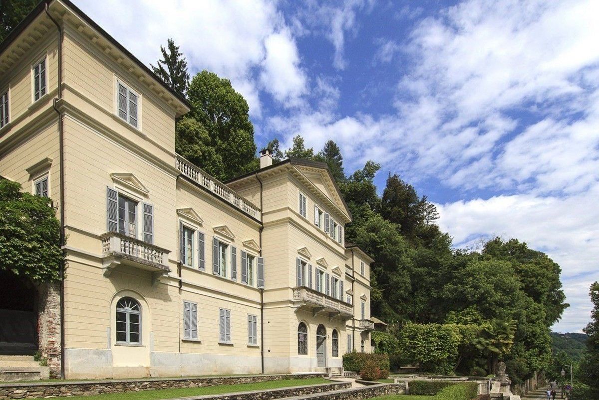 Photos Appartement avec vue sur le lac d’Orta dans une villa historique à Orta San Giulio