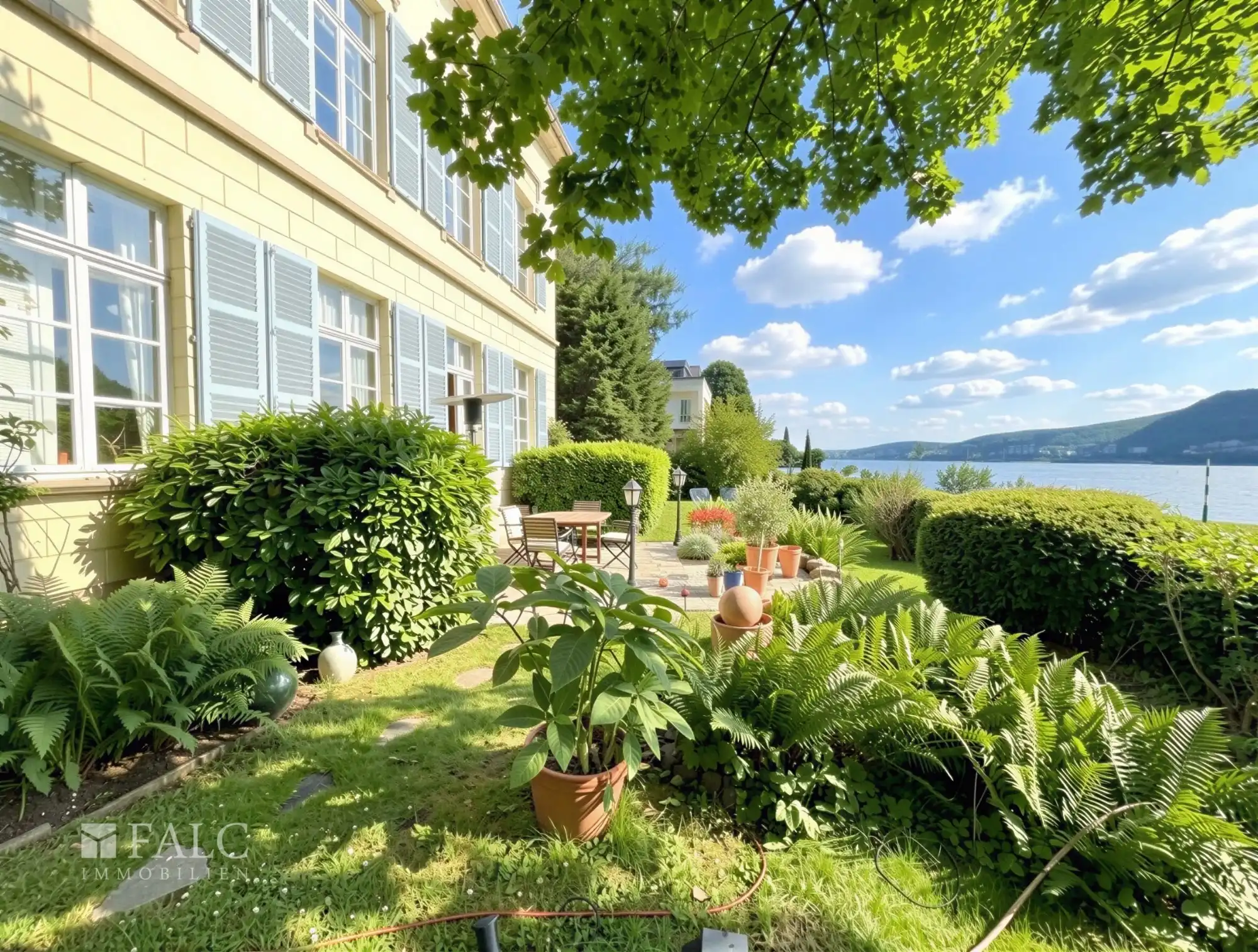 Photos Demeure au bord du Rhin de 1840 à Bonn