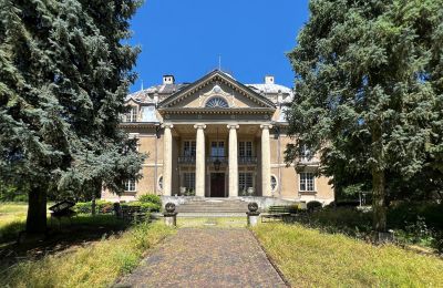 Château Łubie, Silésie