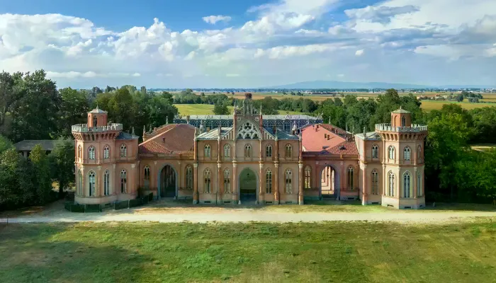 Acheter une propriété hors zone euro : réduire les frais annexes avril 2026