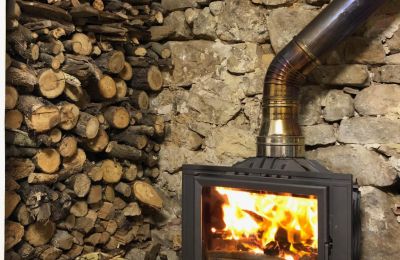 Maison de campagne à vendre Niévares, Asturies, Kamin in der Küche 