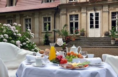 Manoir à vendre Popowo Stare, Pałac w Popowie Starym, Grande-Pologne, Vue de l'arrière