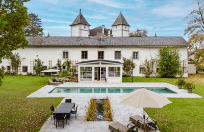 Château à vendre 4693 Desselbrunn, Oberösterreich, Highend-Poolanlage mit wärmeisolierender Rollabdeckung