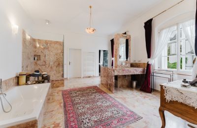 Château à vendre 4693 Desselbrunn, Oberösterreich, Marmor soweit das Auge reicht