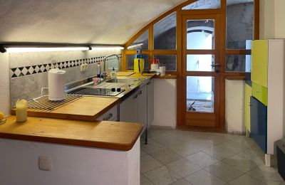 Château à vendre 84375 Kirchdorf am Inn, Hofmarkstraße 2, Bavière, Einliegerwohnung im EG: Küche (Carrara-Marmor und FBH)