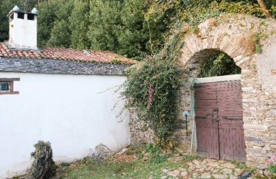 Manoir à vendre Ortigueira, Galice, Portada con arco de medio punto