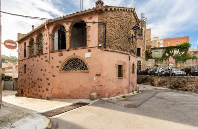 Maison de campagne à vendre Sant Llorenç Savall, Bisbe Solà 8, Catalogne, Vue extérieure