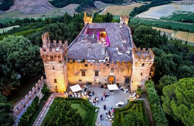 Château médiéval à vendre Castelfiorentino, Castello di Oliveto, Toscane, Image 1/15