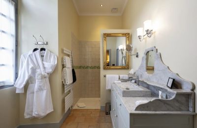 Château à vendre Uzès, Occitanie, Image 24/32