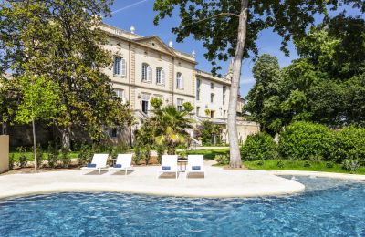 Château à vendre Uzès, Occitanie, Image 2/32