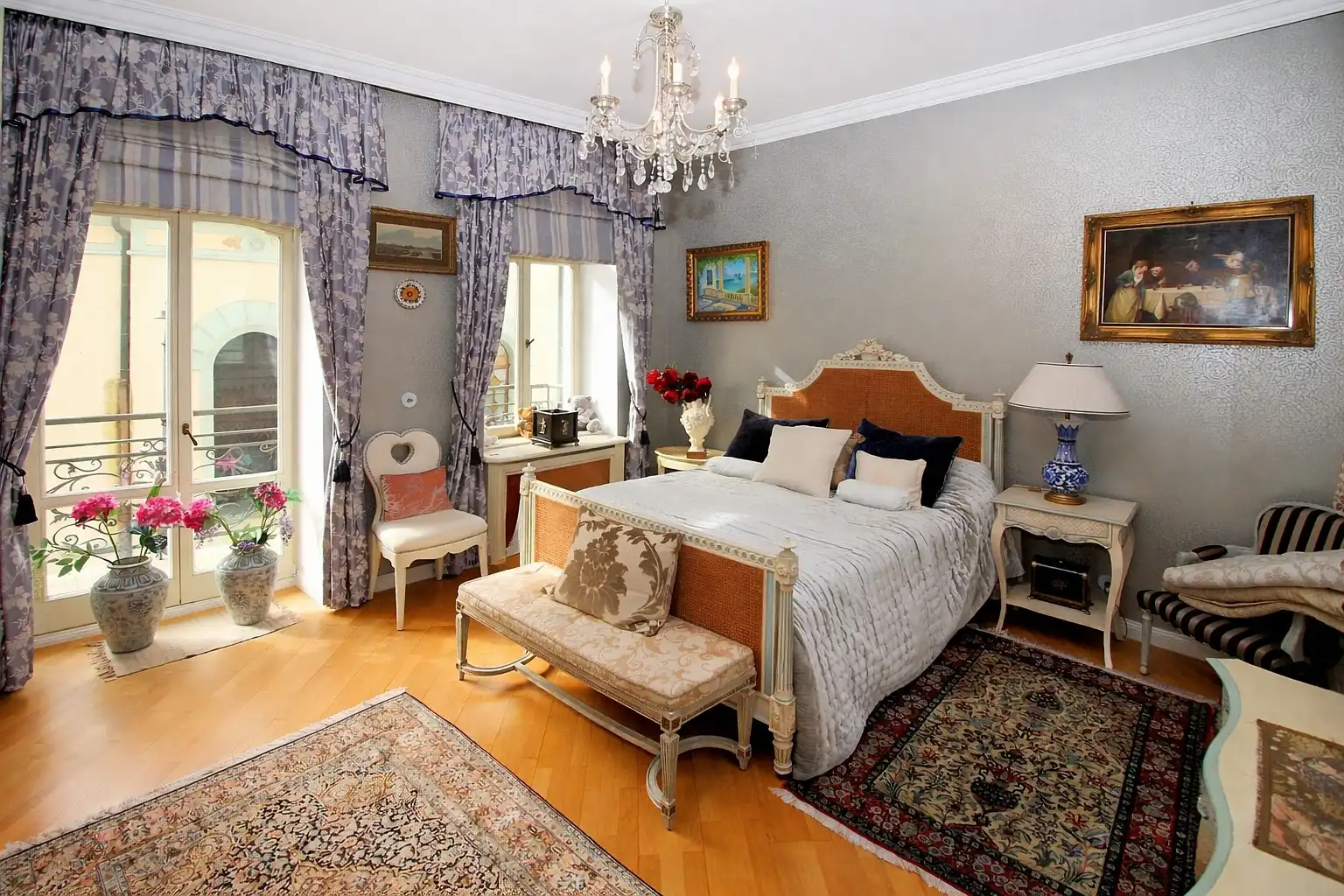 Photos Appartement de caractère dans le quartier thermal de Karlovy Vary