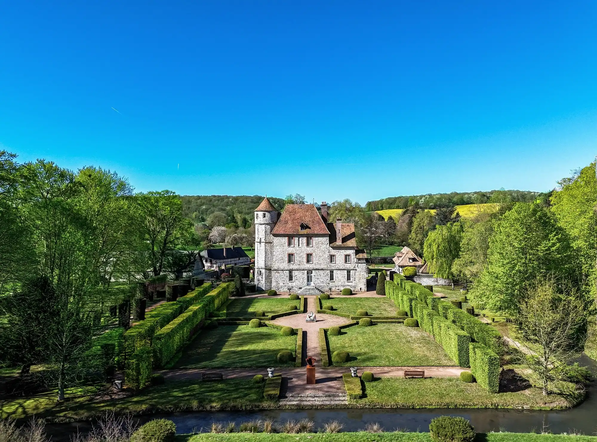Photos Herrenhaus mit Wassergraben in der Normandy