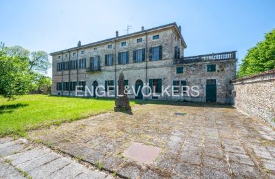 Demeure historique à vendre Montechiarugolo, Émilie-Romagne, Cour intérieure