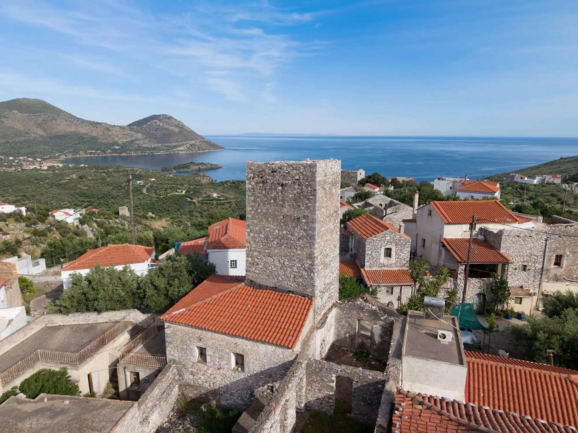 Photos Tour de Mani à Flomochori avec vue sur la mer