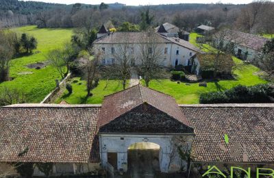 Manoir à vendre Condéon, Nouvelle-Aquitaine, Image 3/11