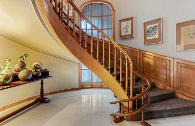 Villa historique à vendre 21019 Somma Lombardo, Lombardie:  Escalier