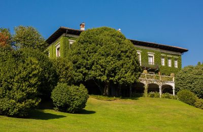 Villa historique à vendre Verbania, Piémont:  Vue arrière