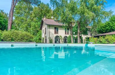 Villa historique à vendre Castelletto Sopra Ticino, Piémont:  Piscine