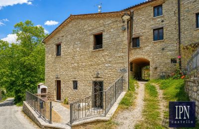 Maison de campagne à vendre Piobbico, Marches, Image 1/56