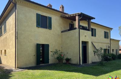 Demeure historique à vendre 06061 Castiglione del Lago, localita croce 2, Ombrie, Image 3/38