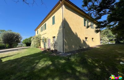 Demeure historique à vendre 06061 Castiglione del Lago, localita croce 2, Ombrie, Image 2/38