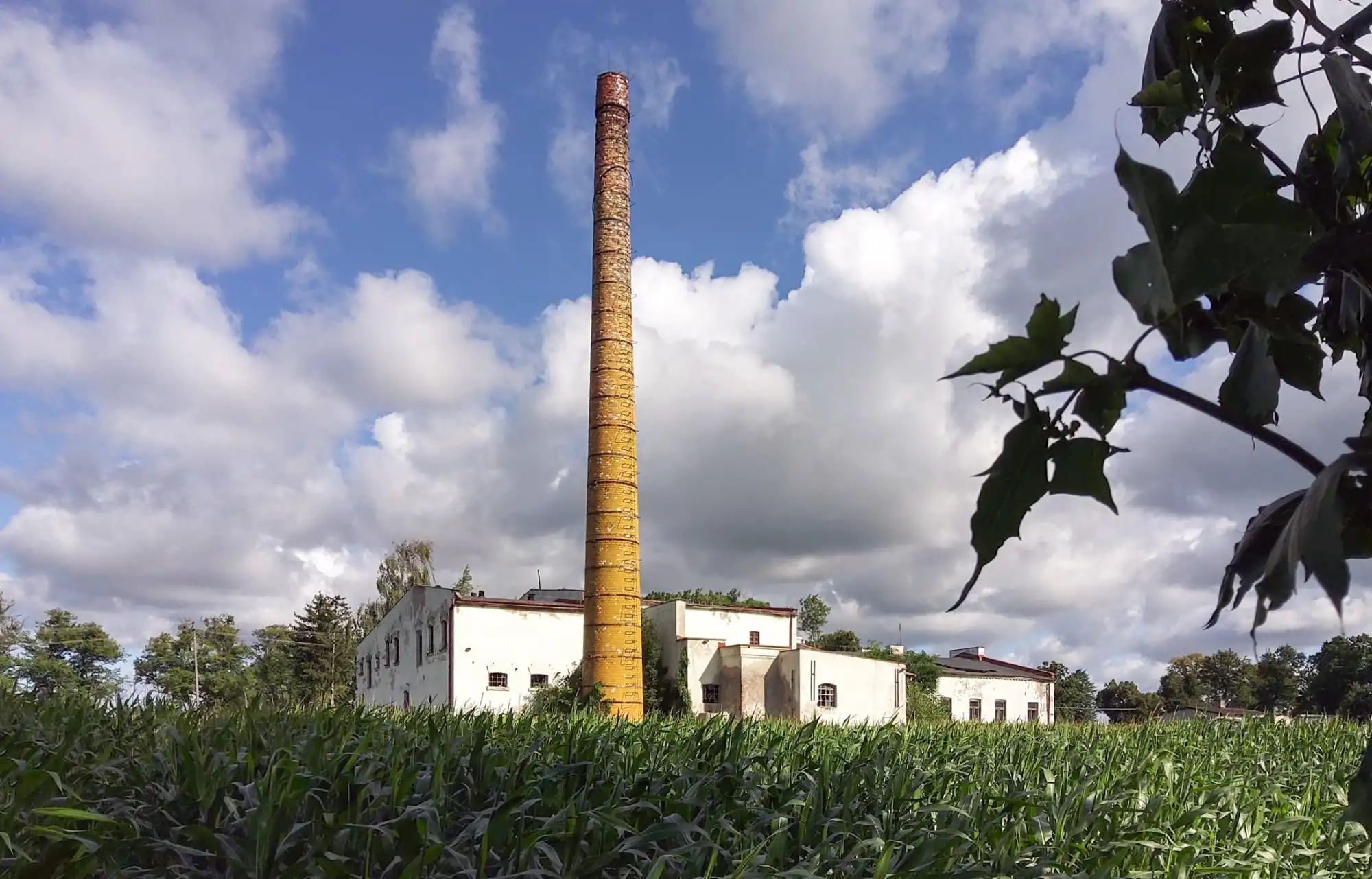 Photos Complexe « Ancienne Fabrique » au bord du lac : projet d’aménagement pour habitat privé et tourisme