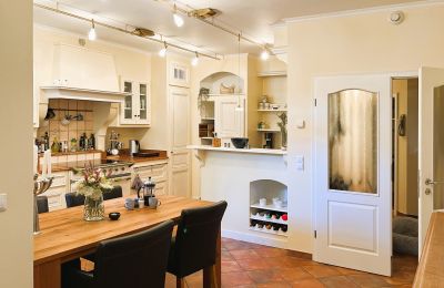Château à vendre 61137 Schöneck, Hesse, Herzstück Wohnküche