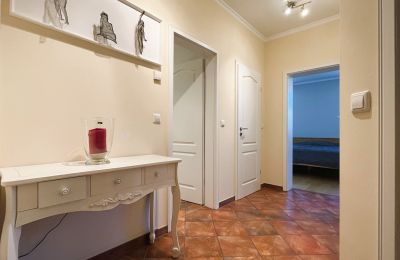 Château à vendre 61137 Schöneck, Hesse, Eingang Wohnung 1. Etage