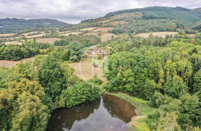 Immobilier historique à vendre Luzy:  