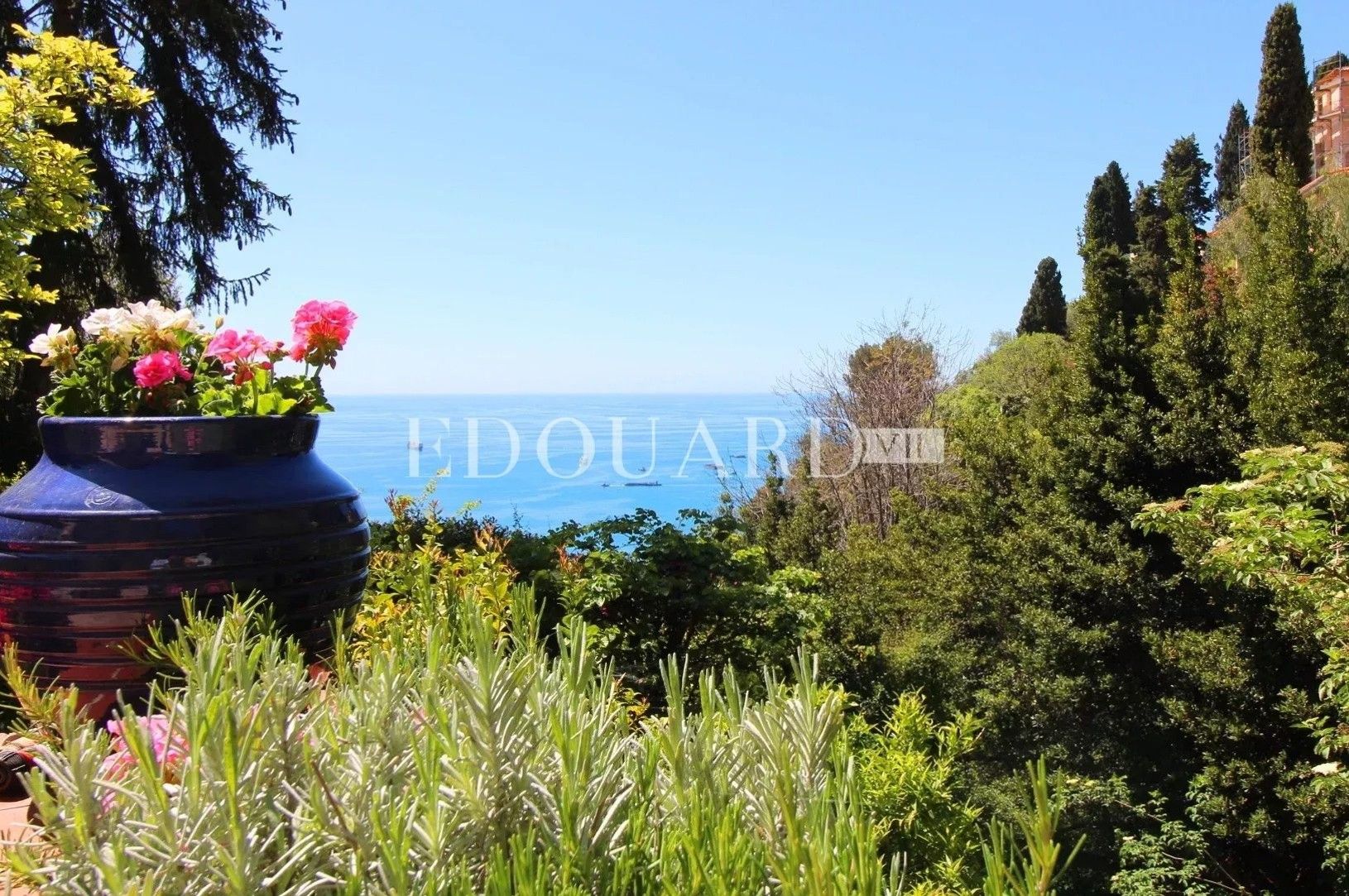 Photos Belle demeure bien entretenue à Roquebrune-Cap-Martin