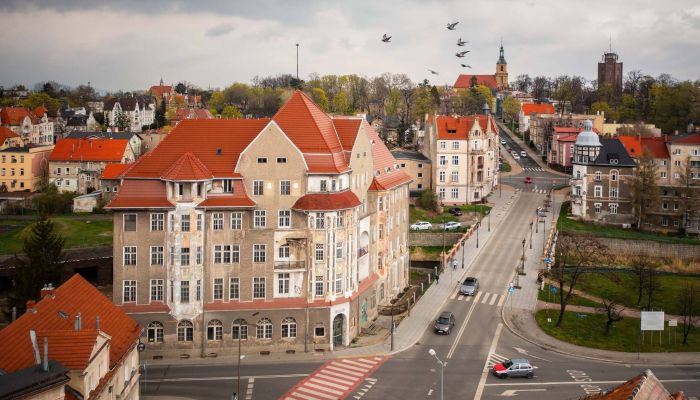 Ancien Hôtel Kaiserhof à Dzierżoniów, Basse-Silésie