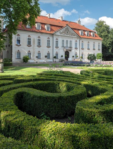  - Château du jardin baroque à Nieborów