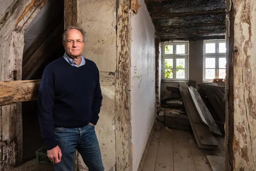Manfred Achtenhagen, spécialiste des manoirs