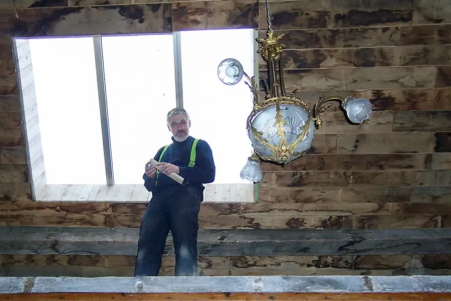 Moulin dans le sud de la France, espace de vie principal pendant la rénovation