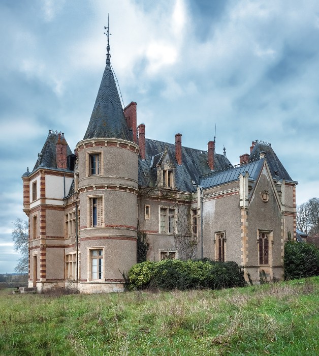 Verlassenes Schloss in Frankreich