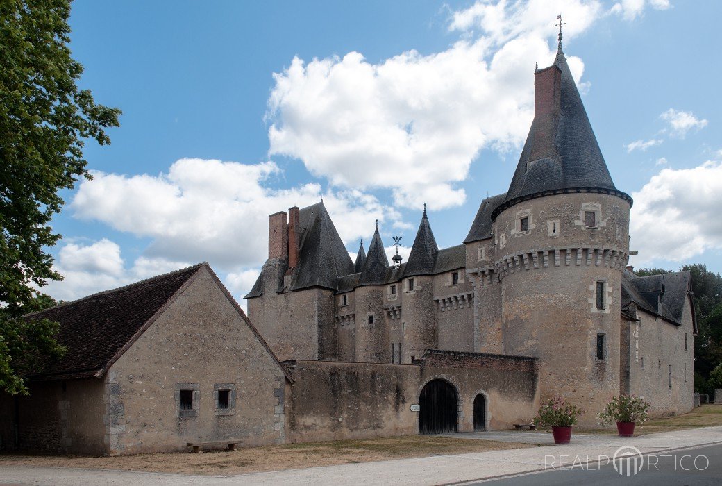 Loire Castles: Château de Fougères-sur-Bièvre