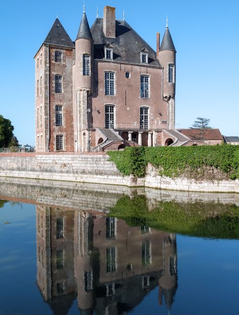 /pp/cc_by_nc_nd/thumb-fr-chateau-de-bellgarde-centre-val-de-loire.jpg