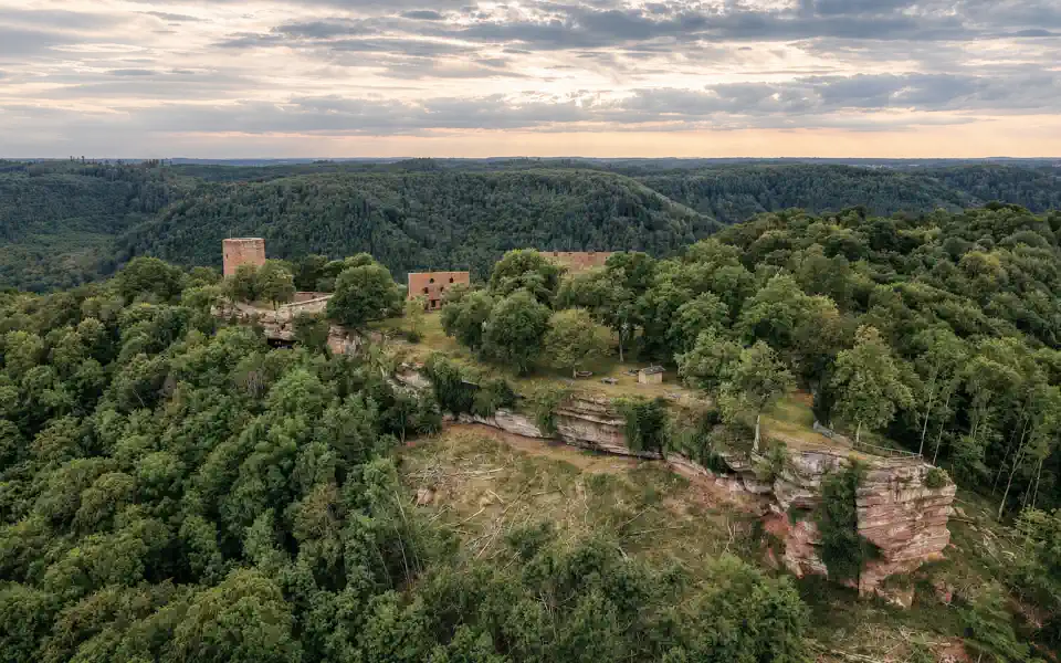 Château médiéval Annonces avril 2026