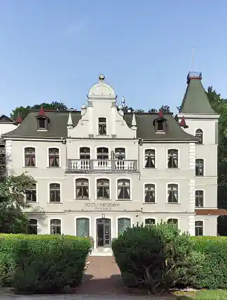Hôtel historique, ville thermale de Duszniki-Zdrój